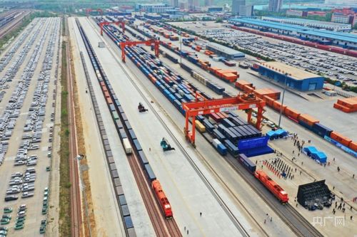 五地六列同發(fā)，河南跨境鐵路貨運(yùn)駛?cè)氚l(fā)展快車道